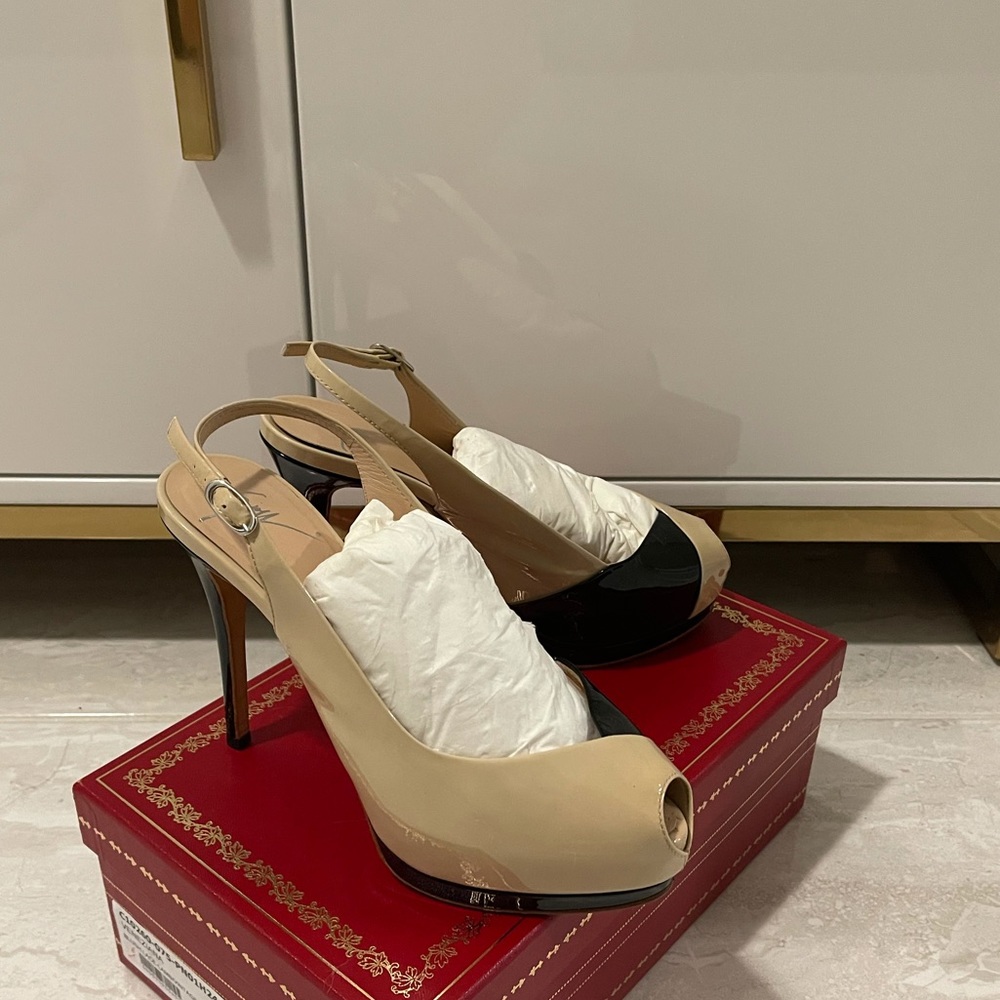 Authentic GIUSEPPE ZANOTTI sling back peep toe pump